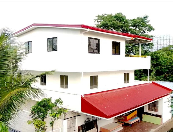 15-BEDROOMS HOUSE AND LOT FOR SALE IN TAGAYTAY