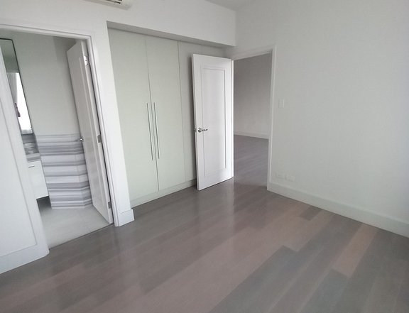 2 BR for Rent in Proscenium Lincon Tower