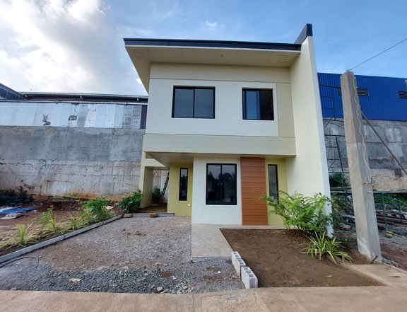 Single Attached House and Lot for Sale in Upper Antipolo