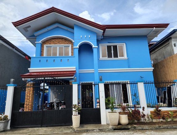 Charming Blue Haven in LapuLapu, Cebu is For Sale