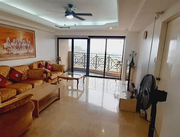 4 Bedroom with Beautiful View, Nicely Furnished and ready to move in
