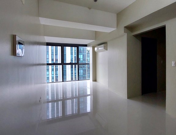 2 bedroom rent to own condo for sale in Uptown Ritz Residence BGC