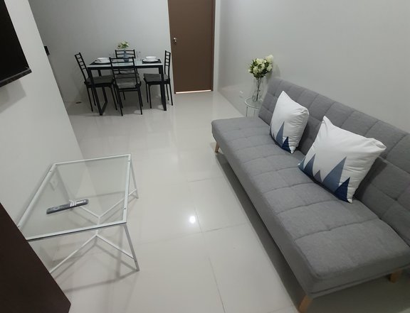 Fully furnished 1 bedroom condominium