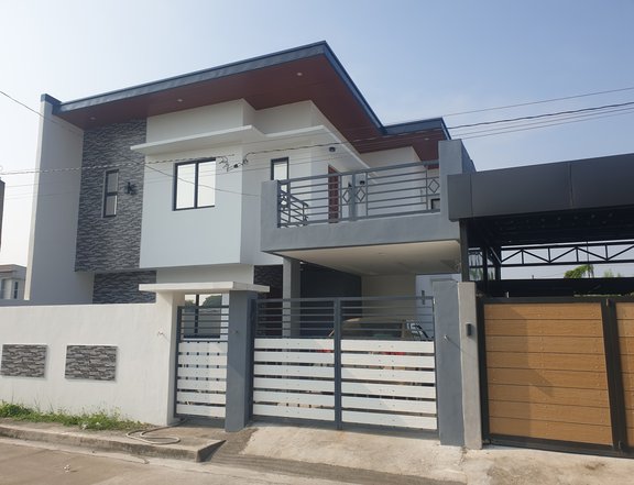 3-bedroom Single Detached House For Sale in Binan Laguna