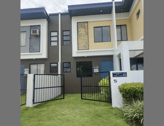 Townhouse and Single Attached Unit in Phirst Park Lipa