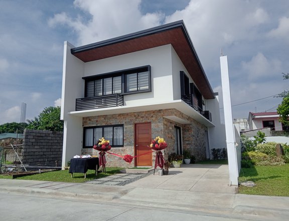 Privado Homes for Sale in Binan, Laguna near Alabang