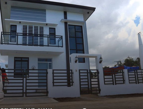 4 Bedroom Single Detacged House and Lot for Sale in Lipa Batangas