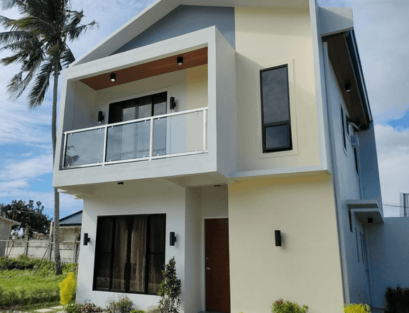 Preselling House and Lot in Lipa City with 500k Discount