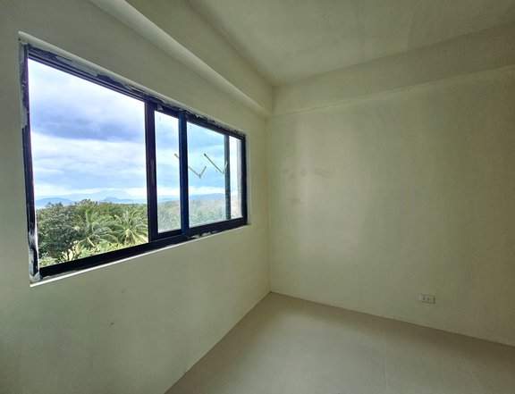 Tagaytay Highlands 43.93 sqm 1-bedroom Condo For Sale in Midlands area