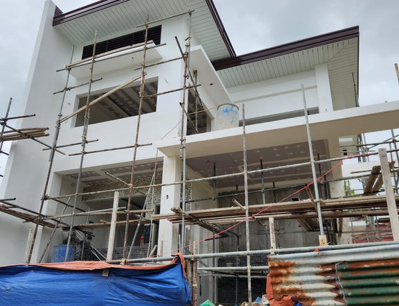 Brand new overlooking house for sale in Talisay City Cebu