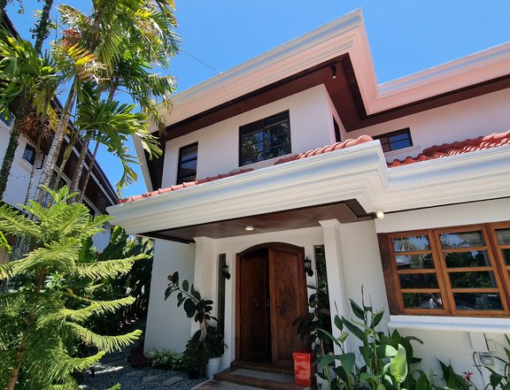 4-bedroom Single Detached House For Sale in Ayala Alabang Muntinlupa