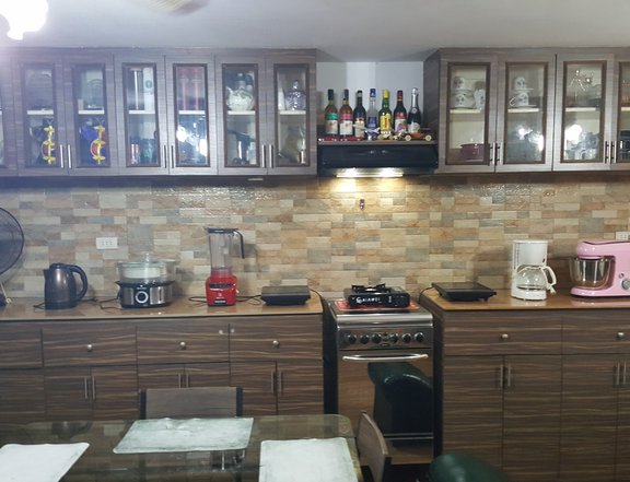 Studio condo unit clean title taxes paid near malls hospitals and MRT negotiable for sale by owner