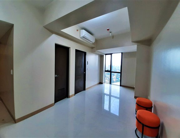1-br condo for sale in One Eastwood Ave.