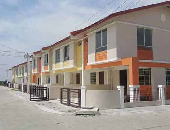 3- Bedroom Townhouse For Sale in General Trias | END UNIT Complete Finish Townhouse