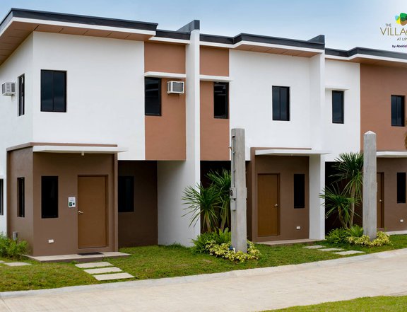 Pre-selling 2-bedroom Townhouse For Sale in Lipa Batangas
