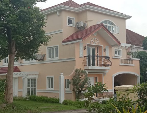 Luxury House and Lot for Sale in Daang Hari Las Pinas