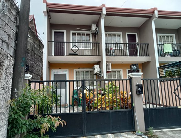 SEMI FURNISHED TOWNHOUSE FOR SALE IN PAMPLONA TRES LAS PINAS