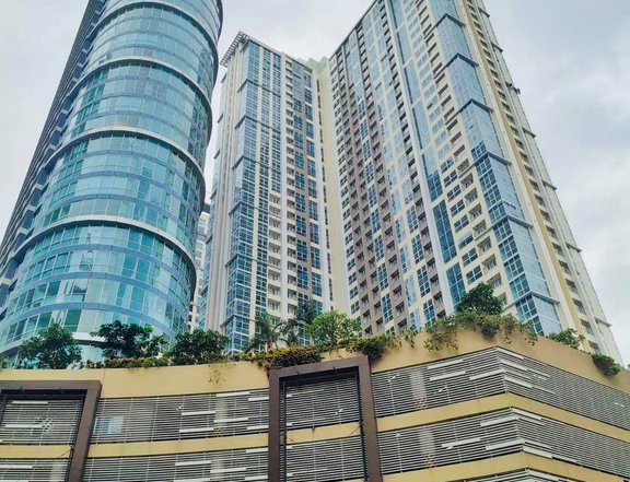4 BR PARK WEST BGC Taguig Condominium for SALE