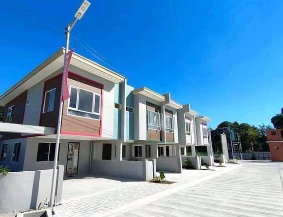 Preselling 2 Storey Townhouse For Sale in Imus Cavite
