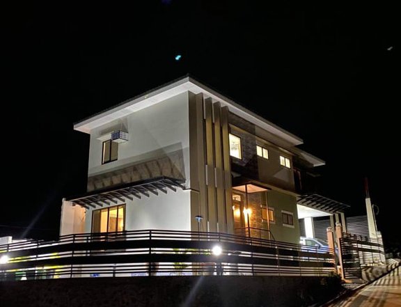 Elegant House and Lot for Sale in Cebu furniture included