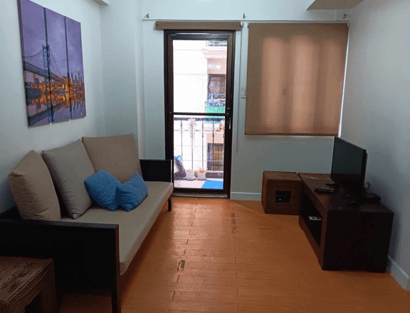 Grand Eastwood Palazzo 1-Bedroom Unit For Sale