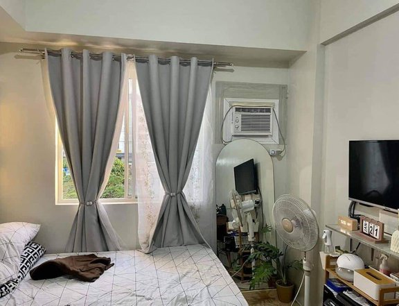 Studio Unit for Sale in Vista Heights Legarda Manila