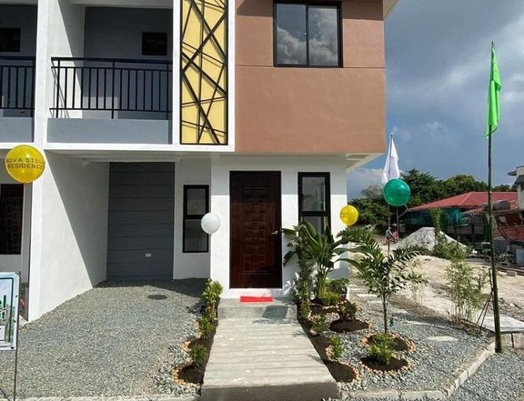 3 Townhouse For Sale in Imus Cavite