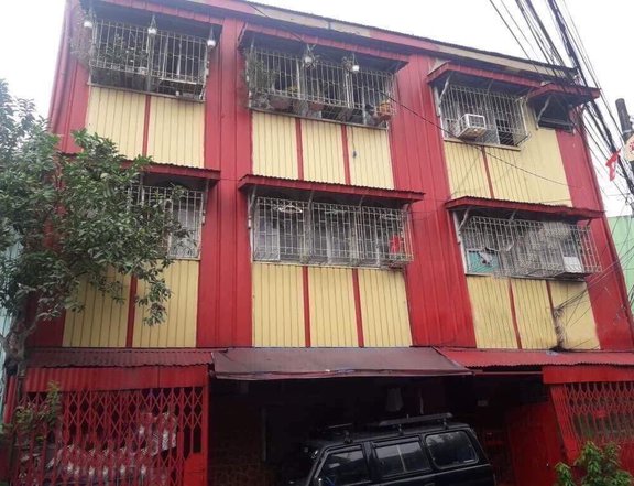 11 unit Apartment Building and lot for sale near SM Sta Mesa, Manila