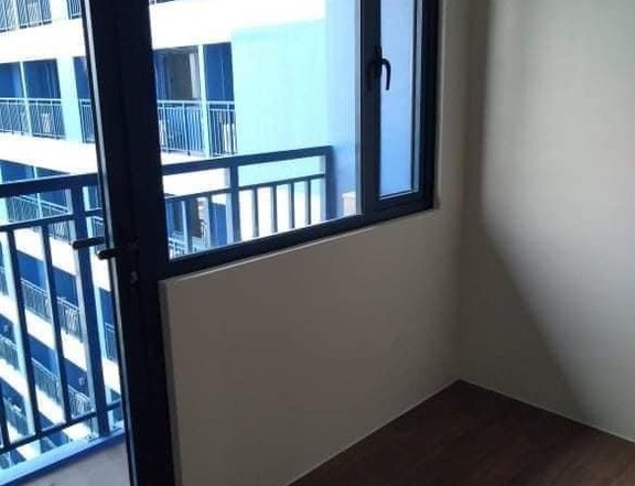 1 Bedroom Unit for Sale in Air Residences Makati City