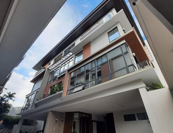 Luxurious 4 Bedroom Townhouse for Sale in Paco with 3 Parking