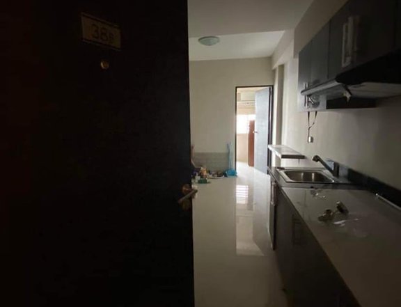 Studio Unit for Rent in Wil Tower Quezon City