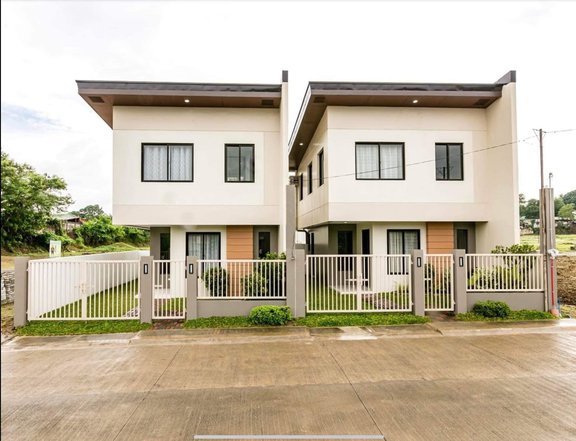 2-bedroom Single Attached House For Sale in San Pedro Laguna