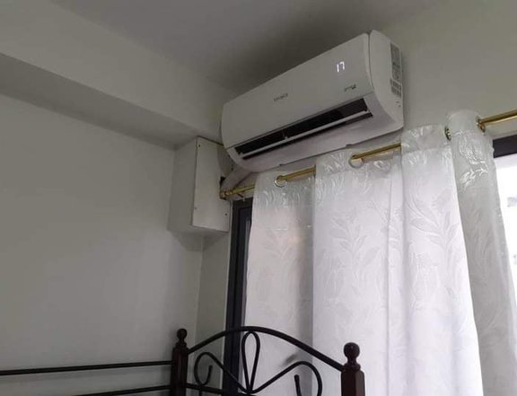 1 Bedroom Unit with Balcony in Shore 2 Residences Pasay City