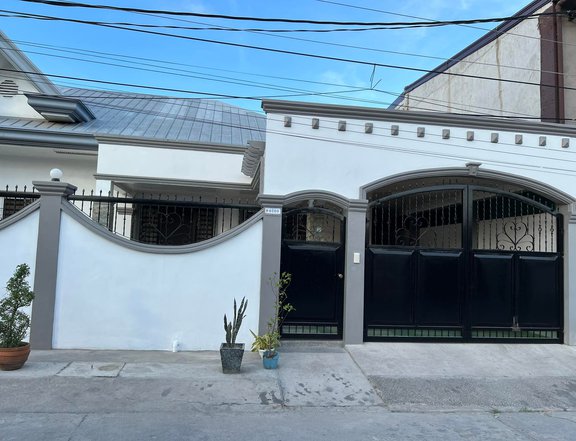 Newly Renovated house In Porac!