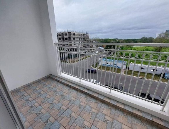 Condo in Clark For Long Term Lease/Rent
