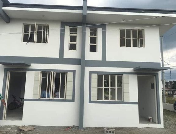 2-bedroom Townhouse For Sale in Santa Maria Bulacan
