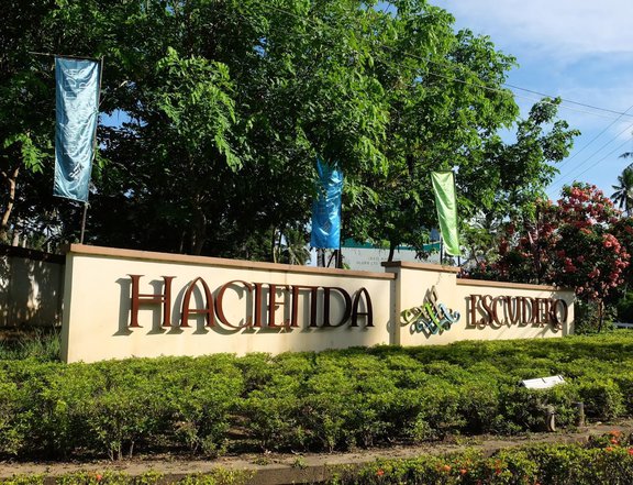 Prime Corner Lot in Hacienda Escudero, Phase 1 Block 1