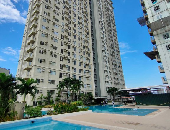 1 Bedroom CONDO UNIT FOR SALE in AVIDA TOWERS CLOVERLEAF