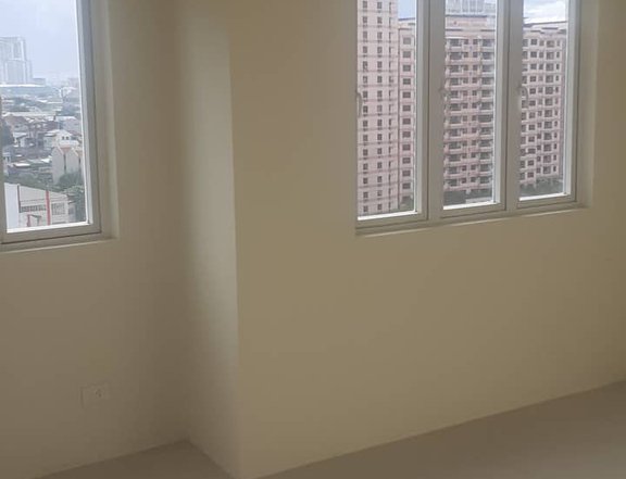 2 Bedroom Unit for Sale in New Manila Quezon City