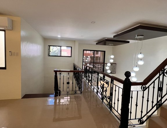 3 Bedroom's - House and Lot FOR SALE in Teachers Village Quezon City
