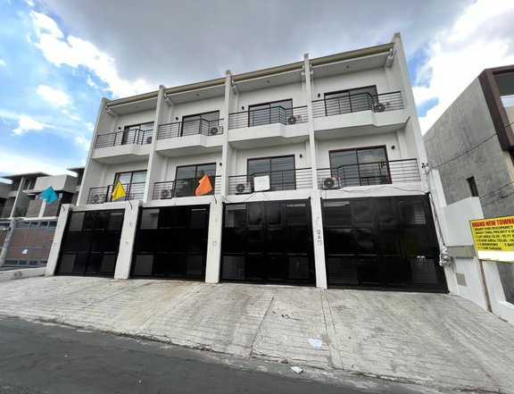 For Sale, 3-bedroom Townhouse in Quezon City / QC Metro Manila