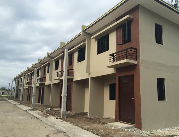 Angeli Townhouse End Unit