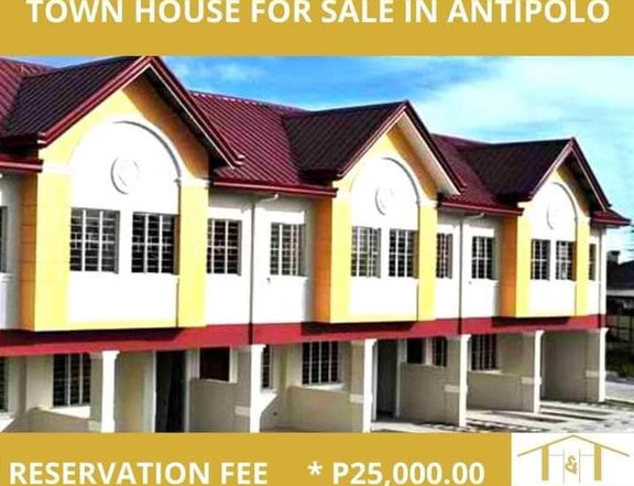 PRE-SELLING TOWNHOUSE