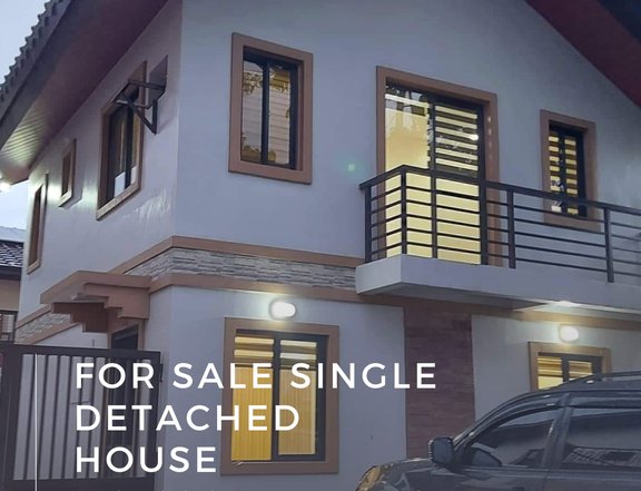 3-bedroom Single Detached House For Sale in Commonwealth