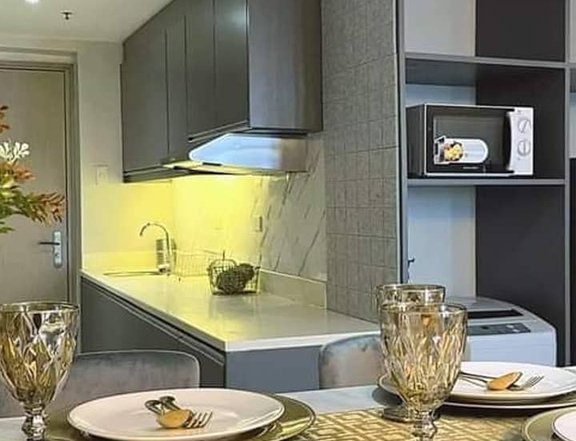 2 Bedroom Unit for Rent in Antel Spa and Serenity Suites Makati City