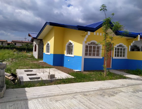 LA92sqm Ready for Occupancy 2 Bedroom House For Sale in Imus Cavite.
