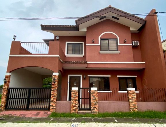 5 BR HOUSE AND LOT FOR SALE in VITA TOSCANA BACOOR