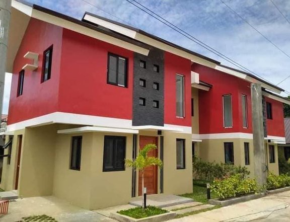 Vertical Condo 81.75 sqm 4-bedroom Condo For Sale in Minglanilla Cebu