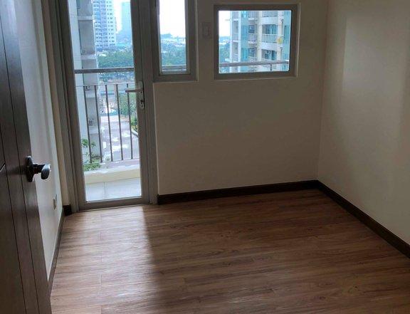 condo in pasay ready of occupancy macapgal moa roxas blvd