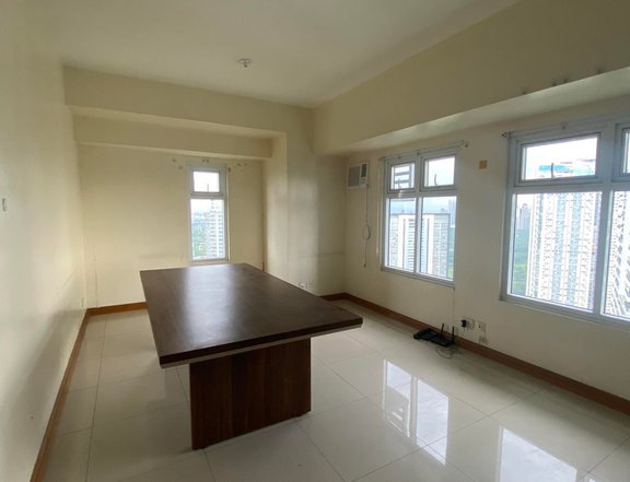 FOR SALE 2BR TOWER 2 at THE TRION TOWERS 76.84 sqm.